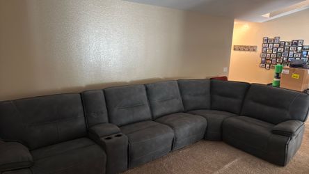 Couch sectional recliner