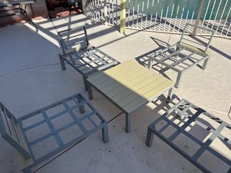Outdoor Patio Furniture Set with Coffee Table