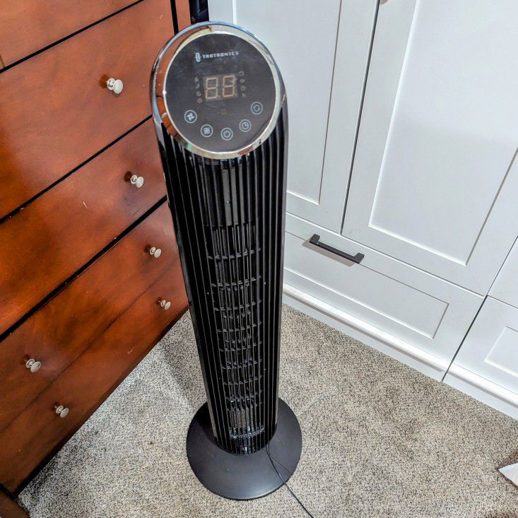 42" Bladeless Tower Fan With Remote