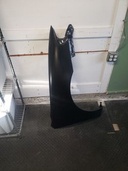 Fender Toyota Corolla Right Front Free