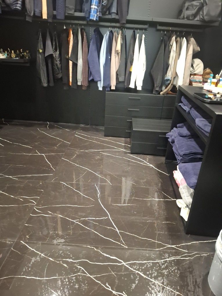 We Clean Tile Floors Y Shower Walls