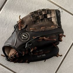 Nike Youth Baseball Glove 11"