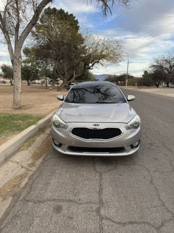 2014 KIA Cadenza