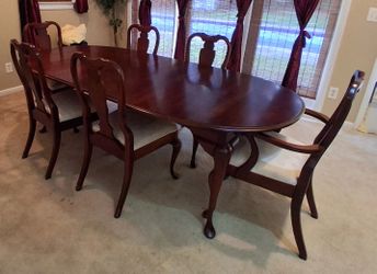 Dining Room Table Set