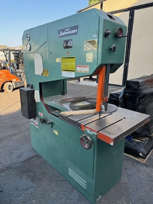 Vertical Band Saw