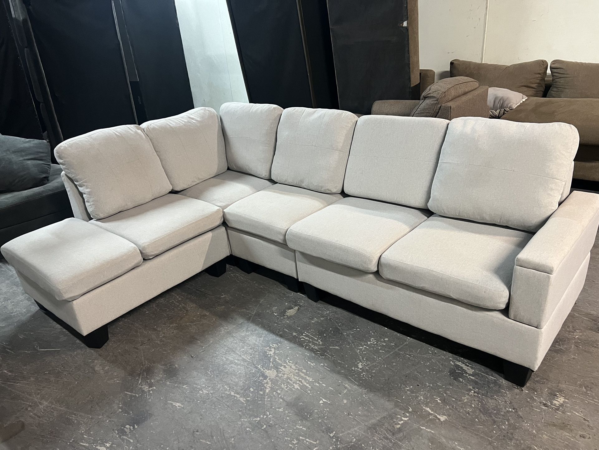 SECTIONAL COUCH SOFA