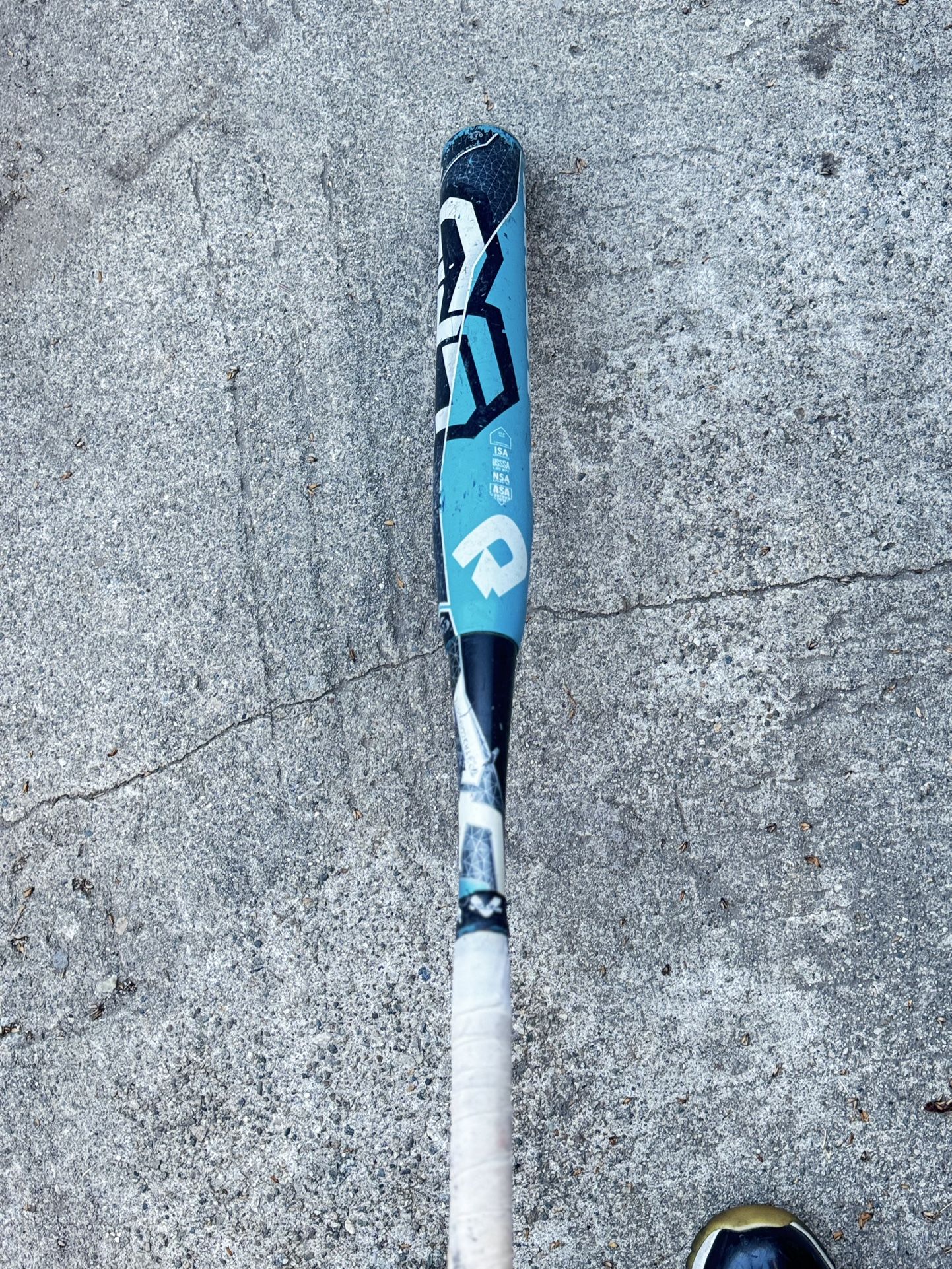 Demarini Fast pitch Softball Bat (-8)
