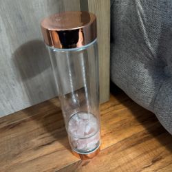 Natural Stone Gem Elixir Reusable Glass Water Bottle Rose Gold with Rose Quartz