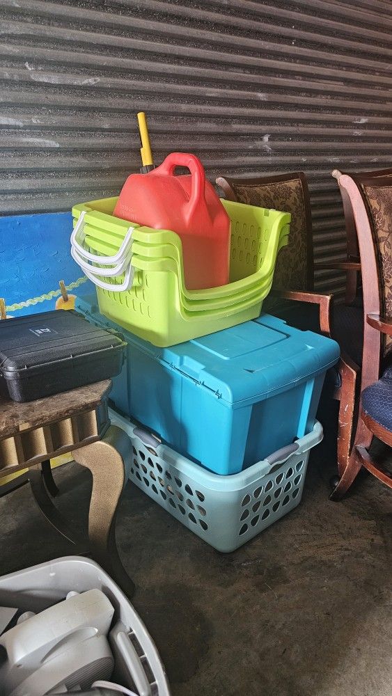 Garage Sale Everything $2 Or $5