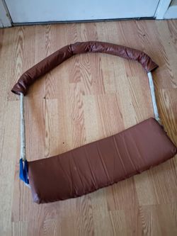 Therapy swing, frog swing