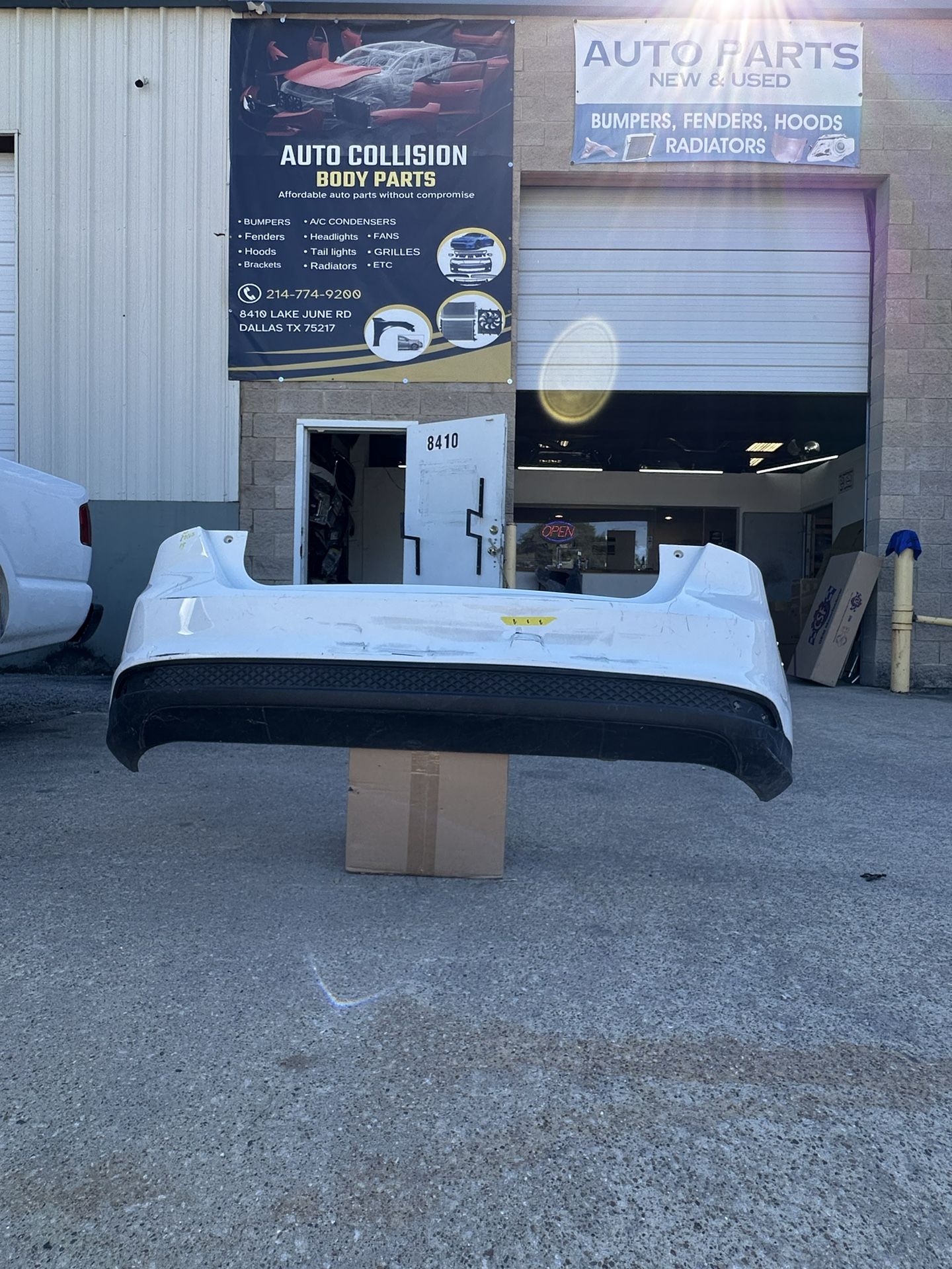 Ford Focus Bumper Rear 15-18 ( Used Car Parts )