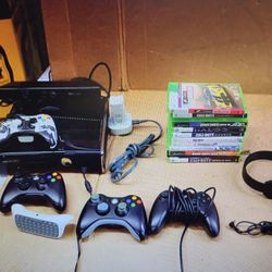 Xbox 360 S Wit 12 Games