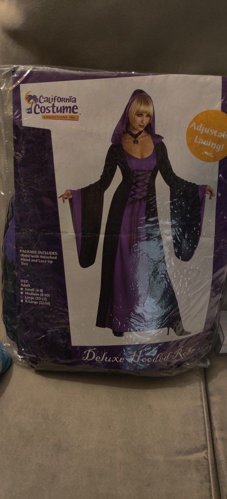 Deluxe Hooded Robe - Purple and Black 10-12