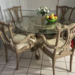 Table With 4 Seat Free