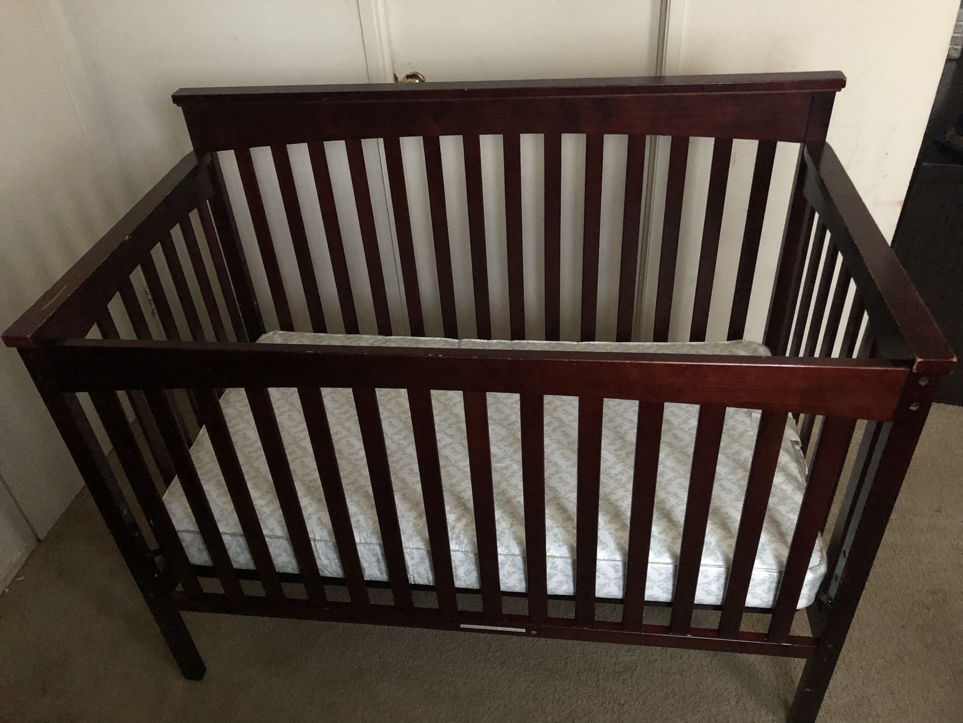 Convertible Crib, Expresso Cherry,