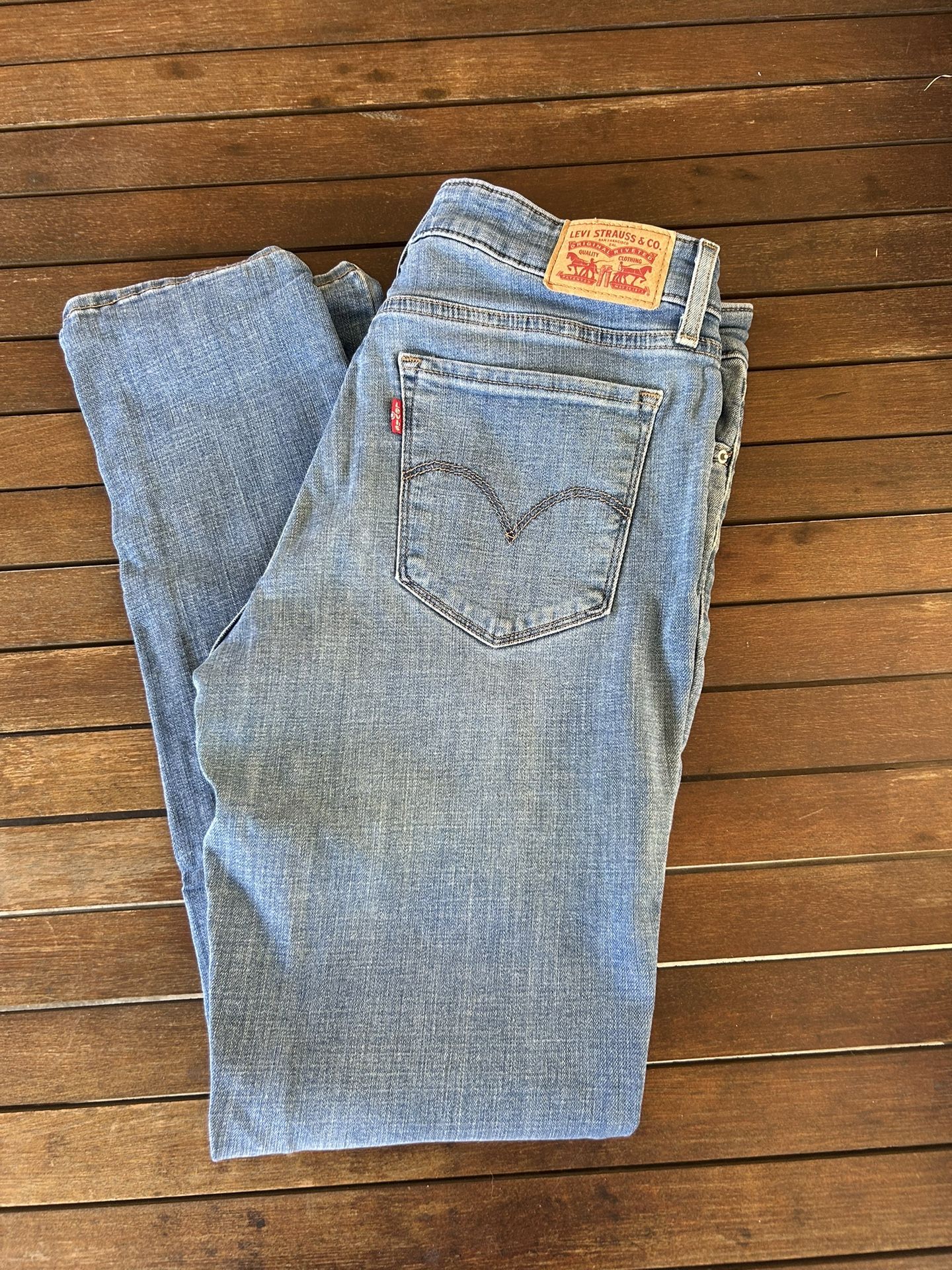 Women’s Levi Jean