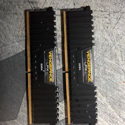 Corsair Vengeance DDR 4 16GB (2x8GB )