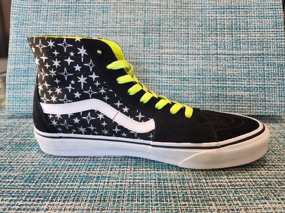 Vans Sk8-Hi 'Black Star' Size M 8.5/W10 - NEW