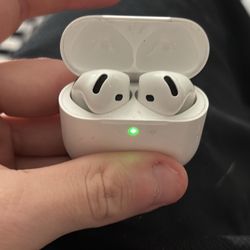 AirPods 4th Gen 