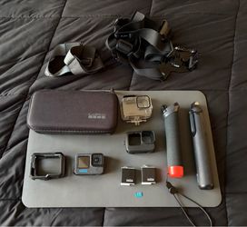 GoPro HERO 11 Black with Accessories