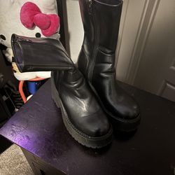 Black Boots