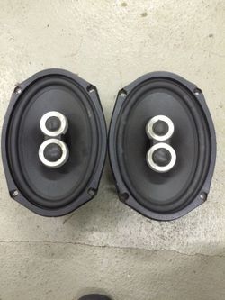 Pair of planet audio 6x9s
