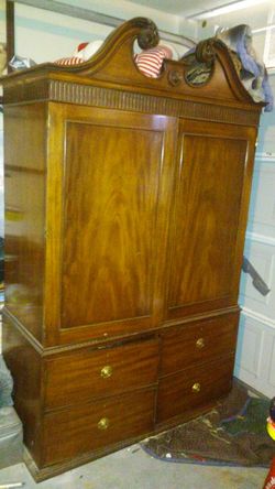 Henredon armoire large entertainment center