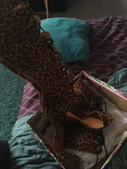 SiZe ten thigh high sandals