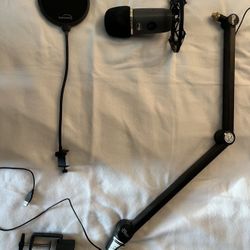 Gaming Mic Set Up