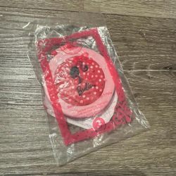 2009 Mattel Barbie Pink Compact Mirror With Comb Sealed
