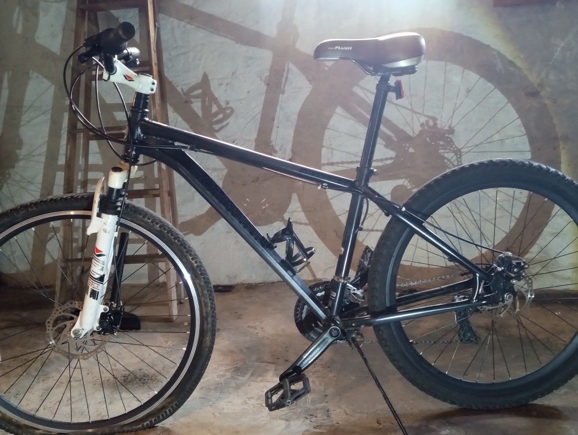 Schwinn Quality Mountain Bike - Good Condition - Local Pickup