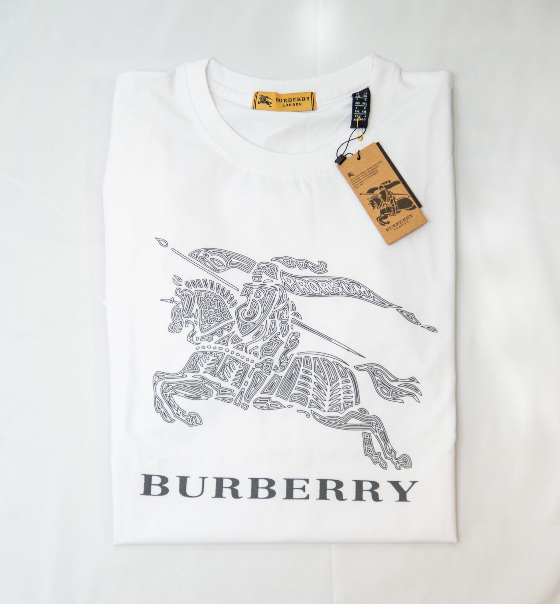 Burberry White T-Shirt Size Xxl 