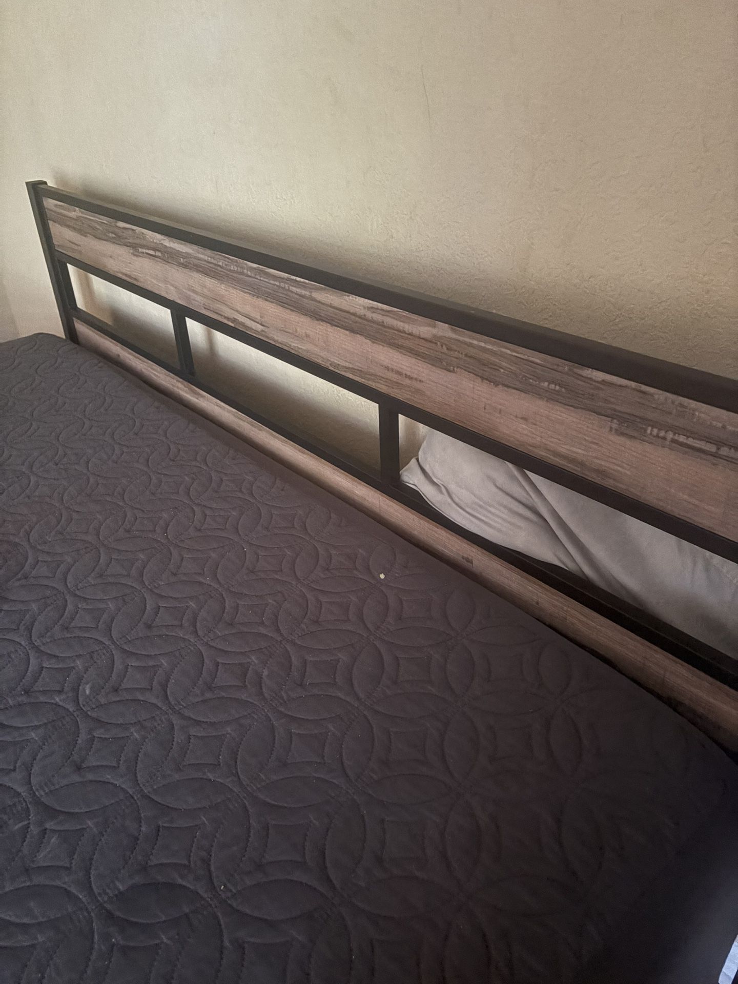 King Size Bed 