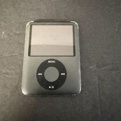 Apple iPod Nano 3rd Generation 8GB Silver