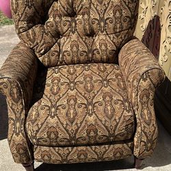 Classic pattern armchair