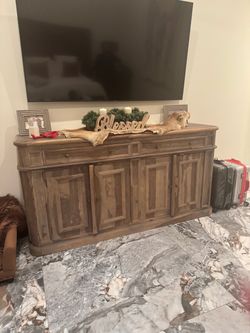 Solid wood cabinet