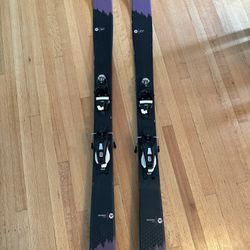 164cm Rossignol Sky 7 Skis w/ Look NX12 GW Konect Demo Bindings