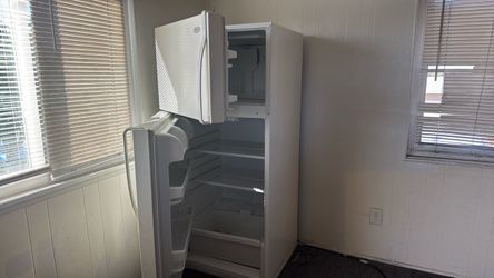 FREE REFRIGERATOR