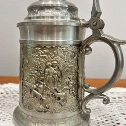 SKS Zinn 95% Pewter Beer Stein “Family In Forest”