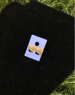 Gold nugget heart earrings ❤️