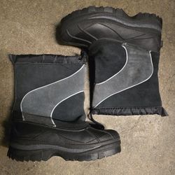 Snow Boots, Boys Size 4