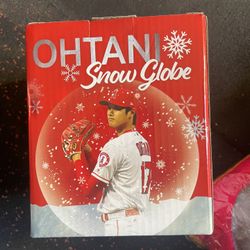Ohtani Snow Globe