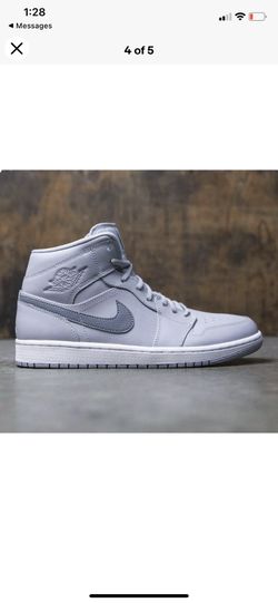 New no box Nike Air Jordan 1 Mid Wolf Grey 554724-033 mens size 9
