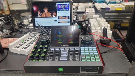 Live sound card Audio Mixer.