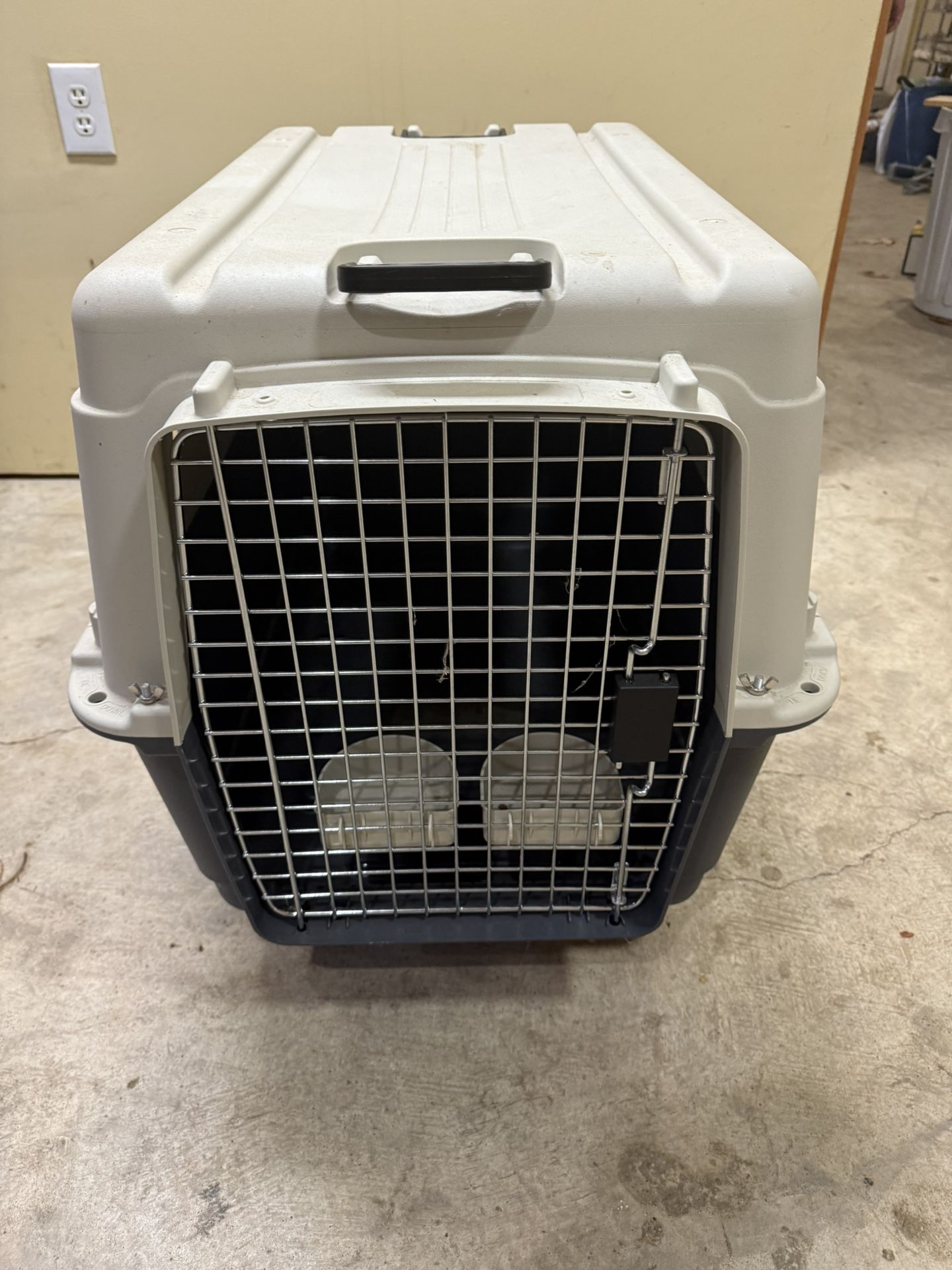 Never used Dog Kennel