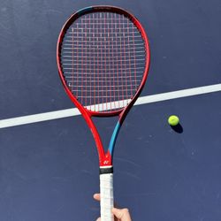 Yonex vcore 100l  Tennis Racket BRAND NEW STRINGS