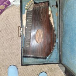 Antique Zither