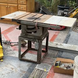 Craftsman Wood Saw Machine 