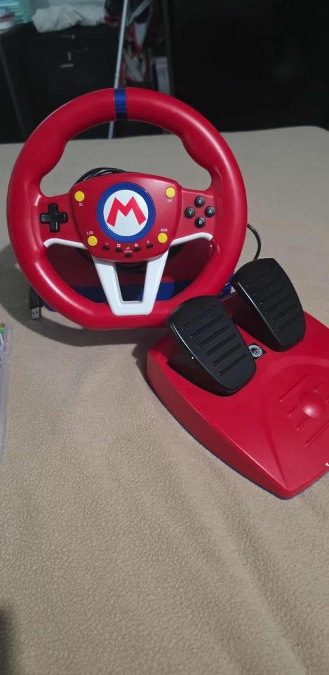 Nintendo Switch. Mario Kart Wheel And Pedals