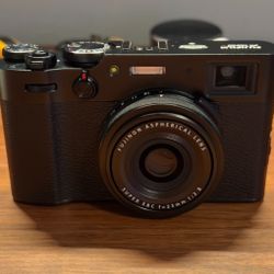 DIGITALFUJIFILM×100VBLACK